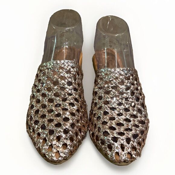 Coconuts By Matisse Island Gold Woven Leather Every Sandal Mule Shoe Womens 6M - Picture 1 of 12
